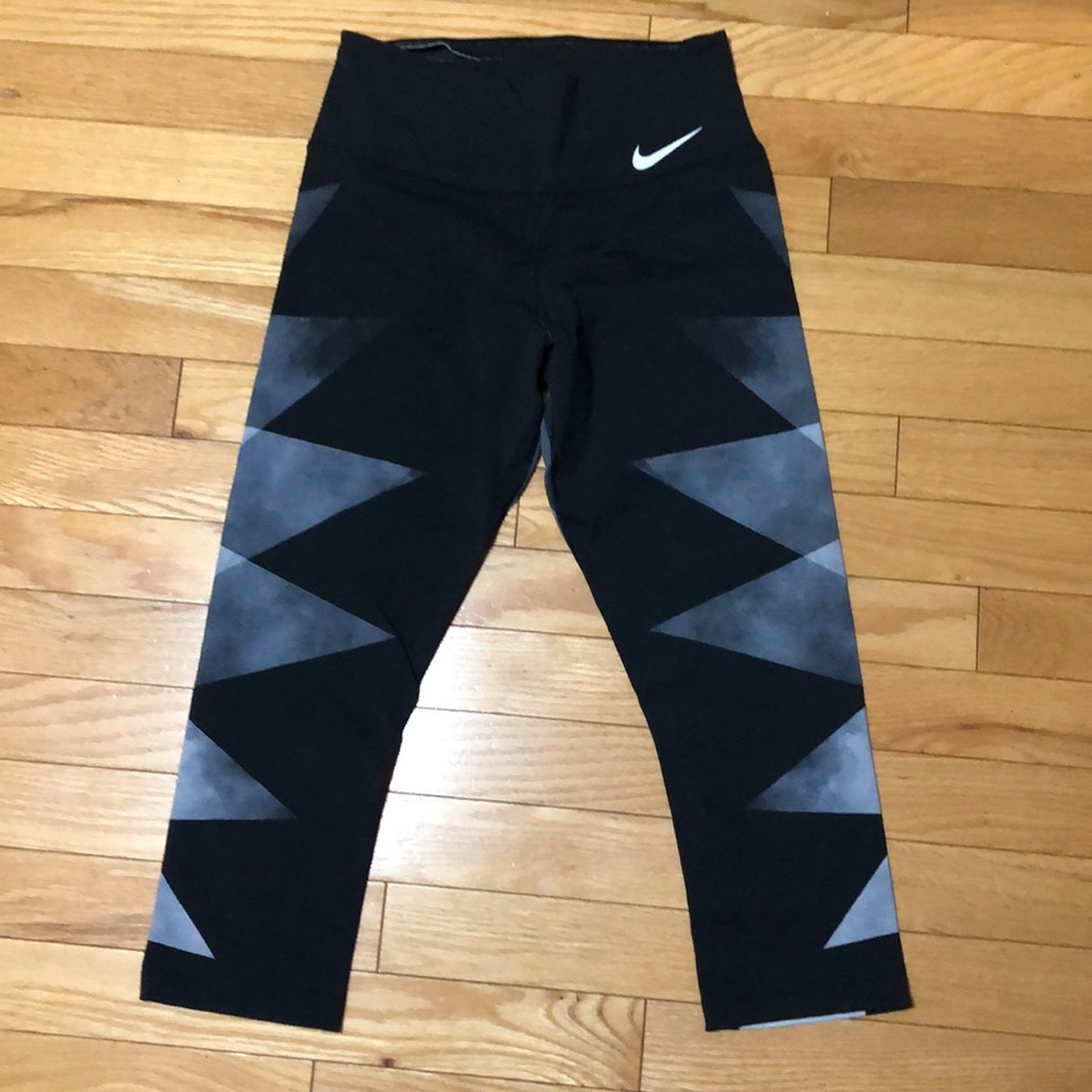 Nike Dri-Fit Crop Leggings